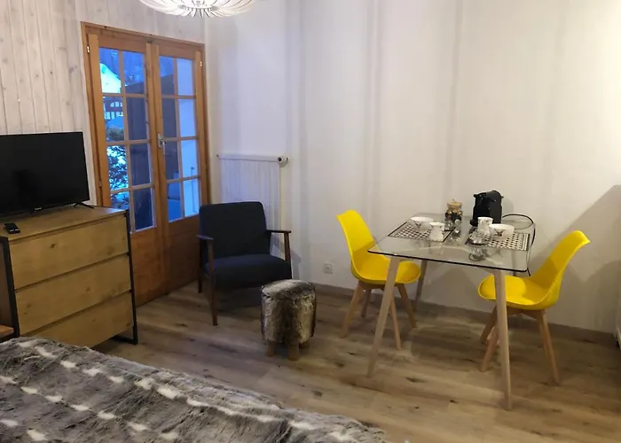 Le Cerf, Magnifique Avec Jardin-terrasse Et Garage Evolène