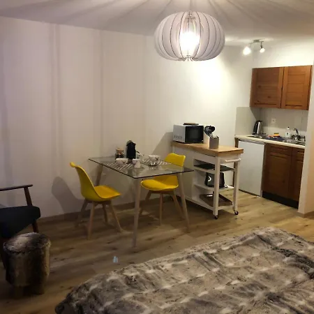 Le Cerf, Magnifique Avec Jardin-terrasse Et Garage *